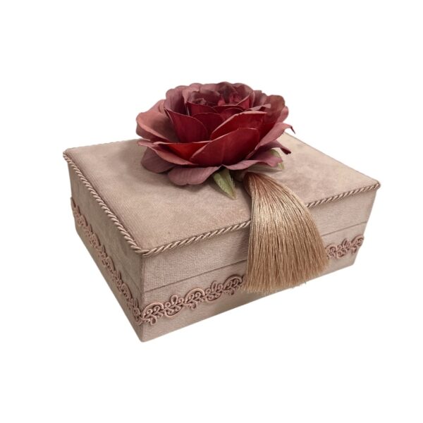Kvepianti dėžutė „NUDE GĖLĖS"