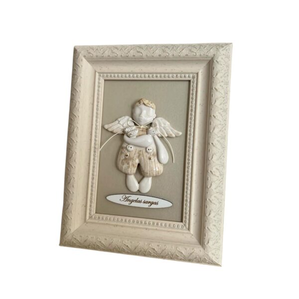 Tegul saugo ir globoja „LAUMŽIRGIO NAMAI", 17x22cm