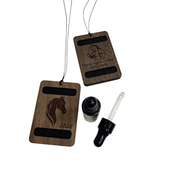 Automobilio kvapo ir papildymo komplektas „ARKLYS”