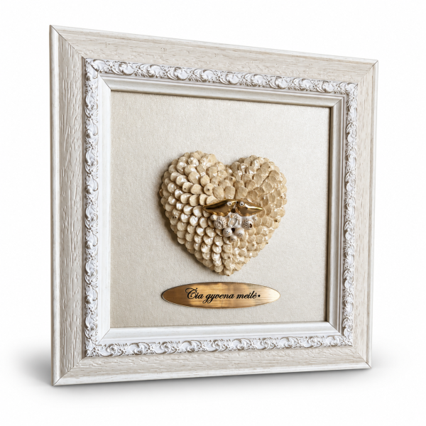 Meilės simbolis “ČIA GYVENA MEILĖ, 20cm”